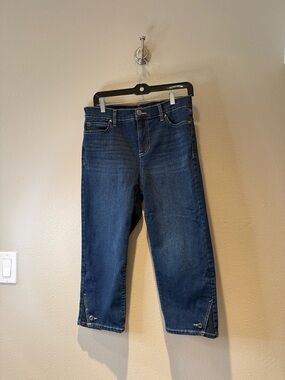 Bandolino Mandie Capri – Size 8 – Dark Wash